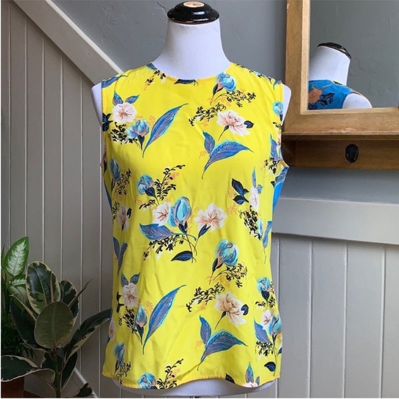 Diane Von Furstenberg 100% Silk Floral Sleeveless Top - Picture 4 of 12